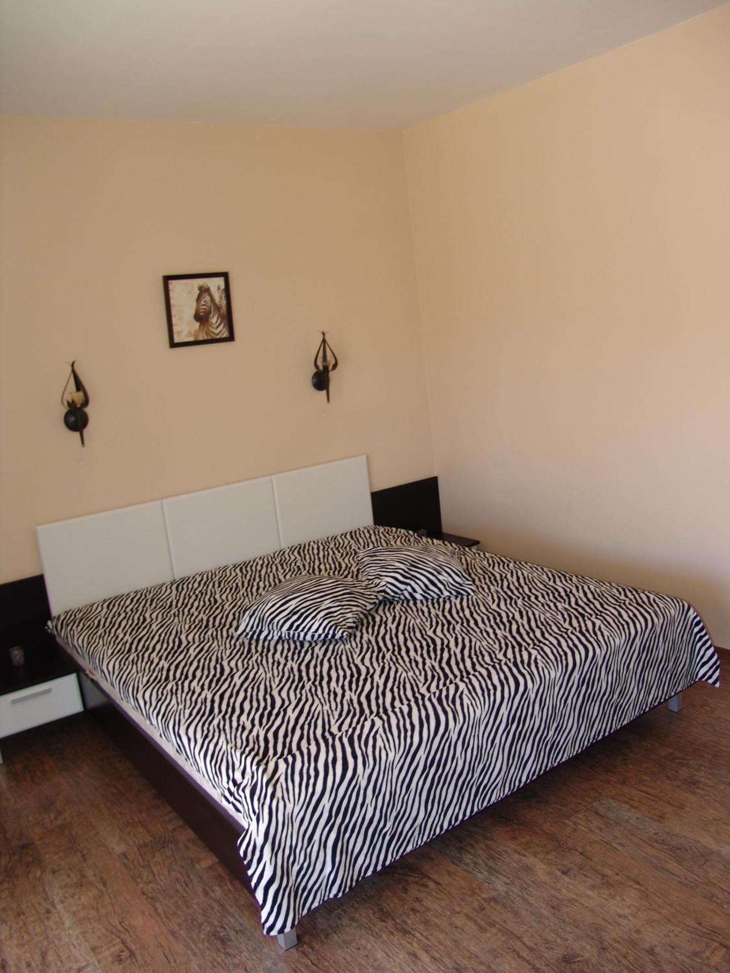 Hotel Buena Vissta Primorsko Buitenkant foto