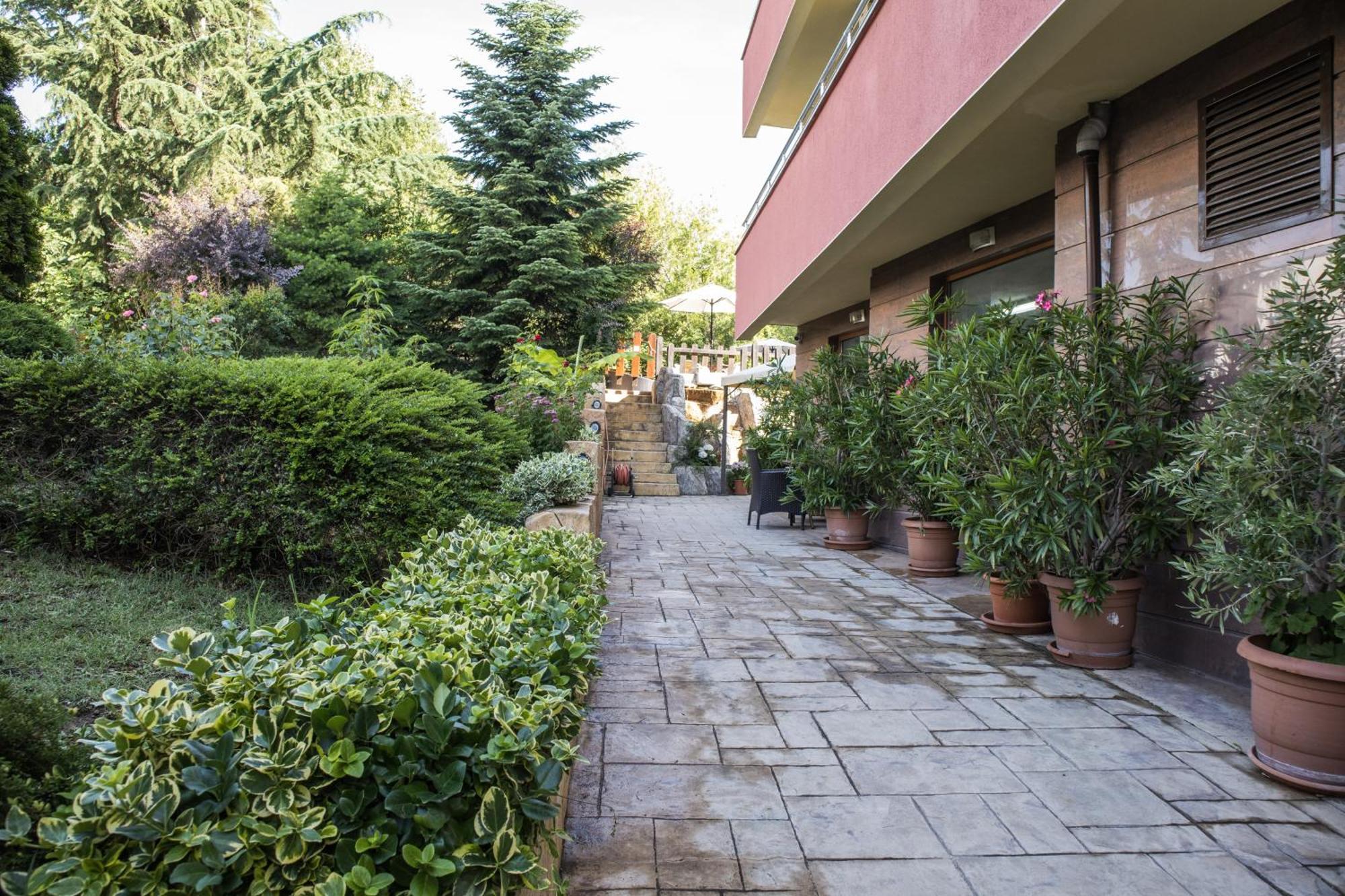 Hotel Buena Vissta Primorsko Buitenkant foto