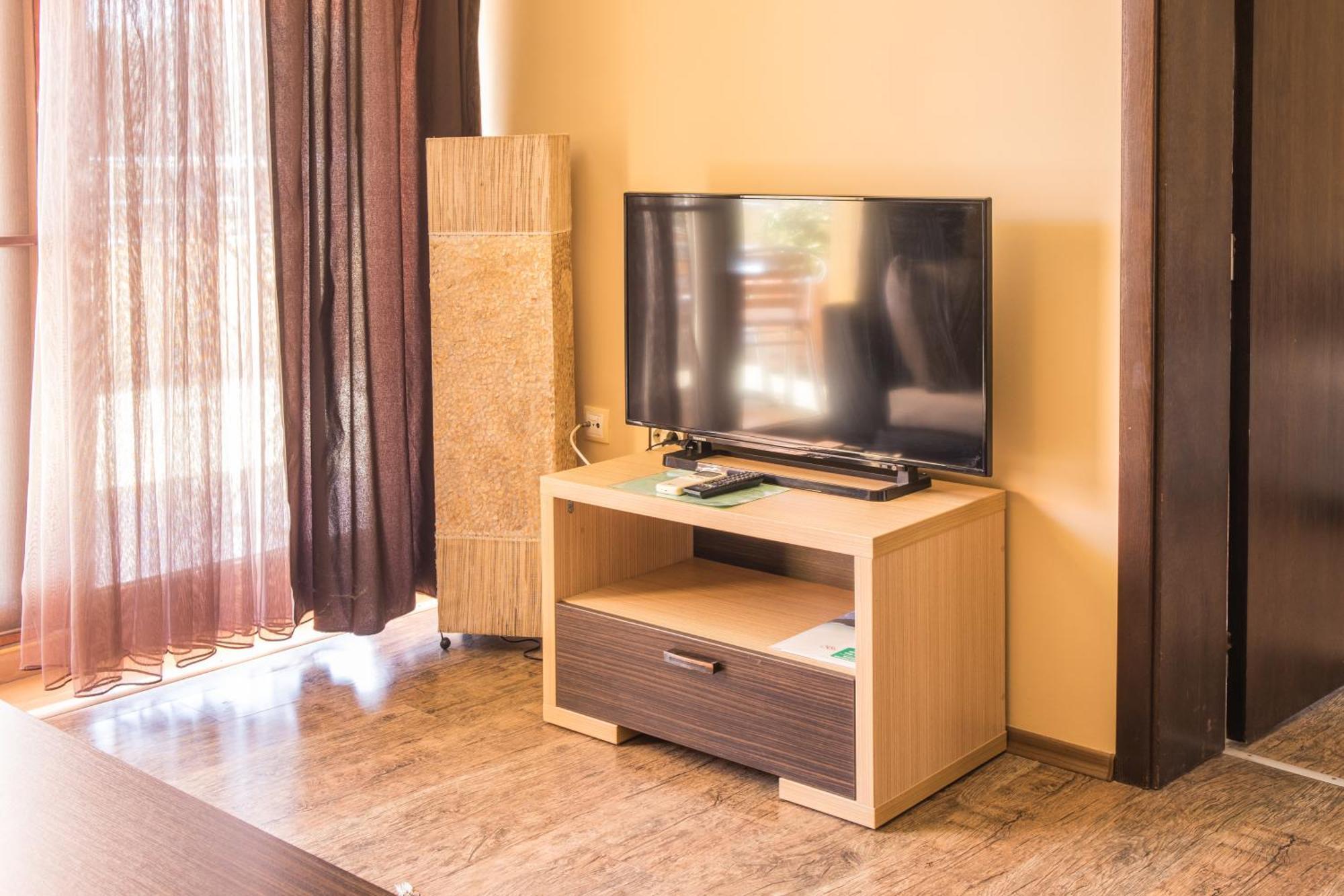 Hotel Buena Vissta Primorsko Buitenkant foto