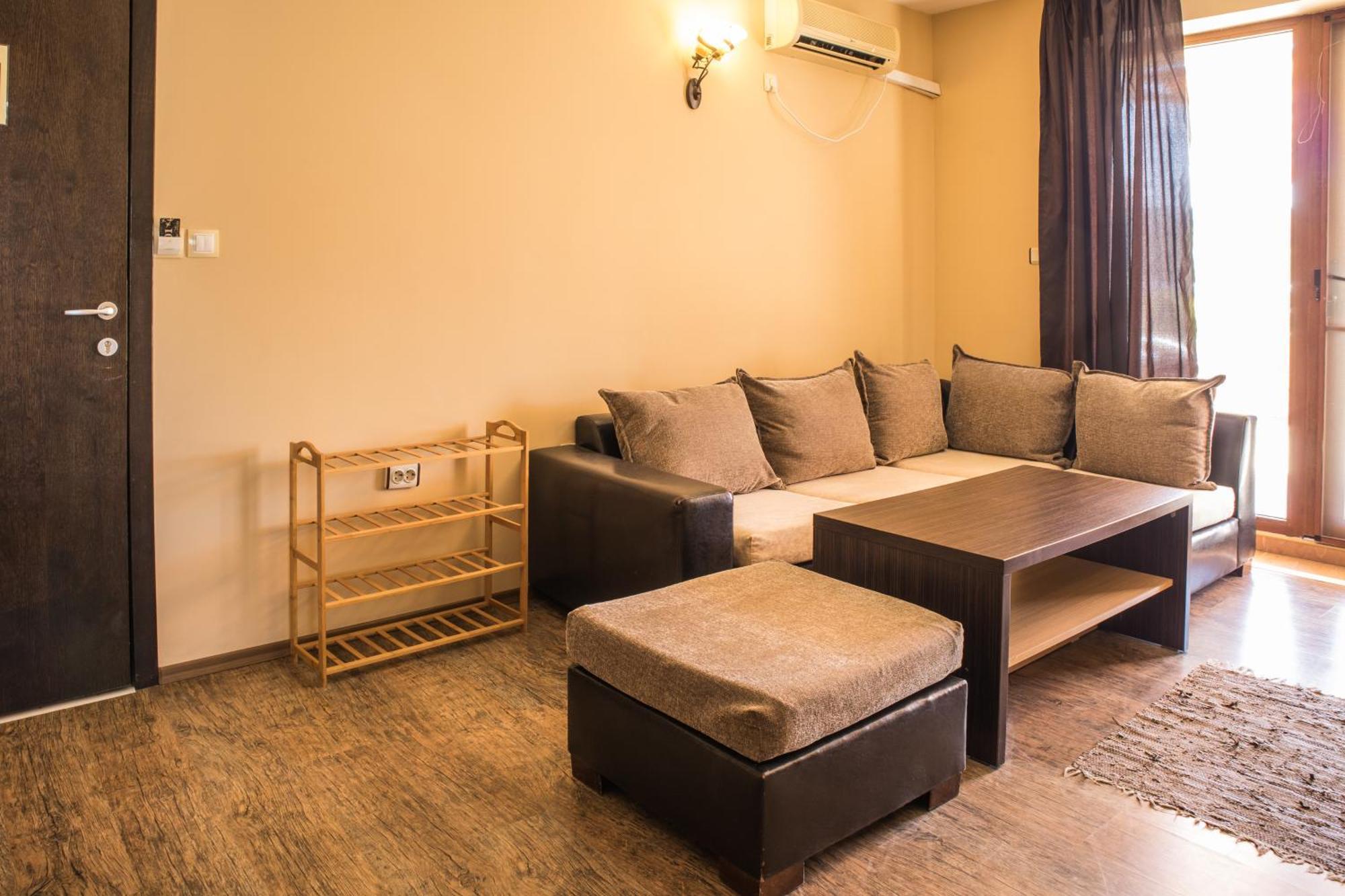 Hotel Buena Vissta Primorsko Buitenkant foto