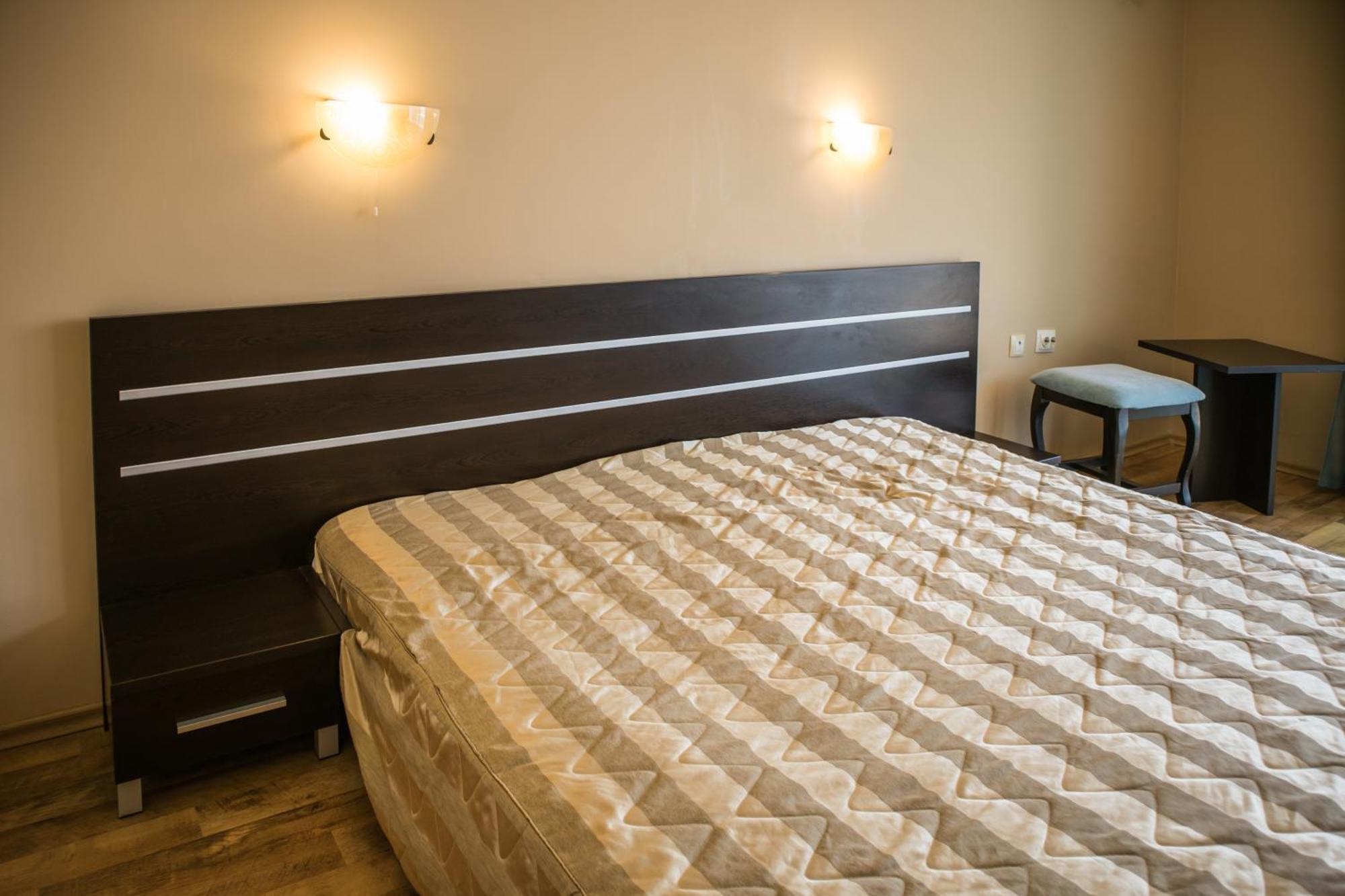 Hotel Buena Vissta Primorsko Buitenkant foto